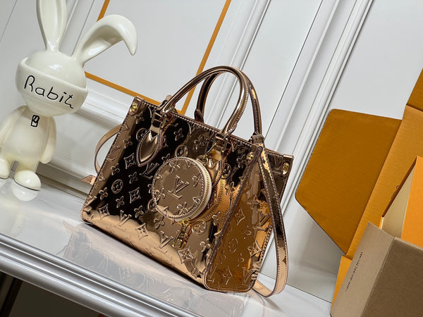 bronze-with-coin-purse