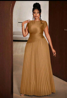 Elegance Round Neck Pleated Sleeveless Dress