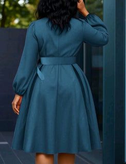 O-neck Mid-day Dress with Belt