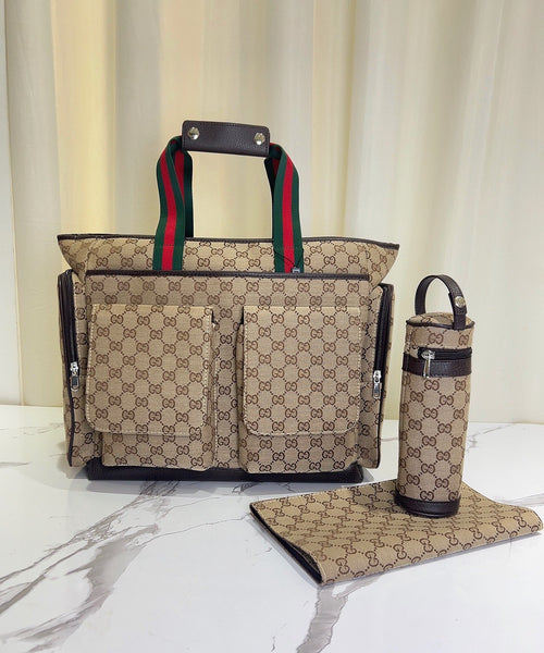 gucci-pockets-beige